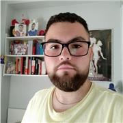 Estudiante de historia imparte clases de Historia, Historia del arte, Filosofía, Historia de la filosofía, antropología, geografía y otras asignaturas vinculadas a la rama de Letras. Apto en Primaria, ESO y Bachillerato